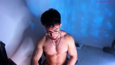   Andrew Harriss  online show from February 5, 2:48 am