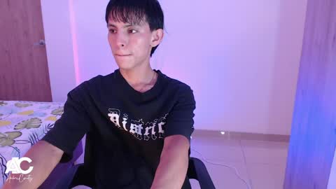 Andrew Courtz online show from March 28, 9:05 pm