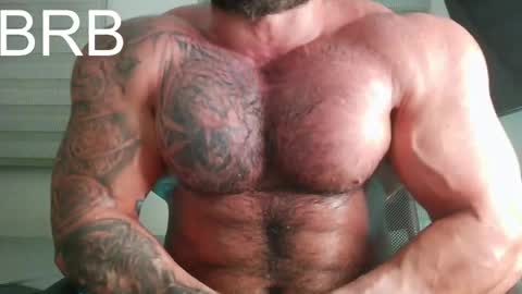andrew_holden__ online show from June 6, 1:11 am