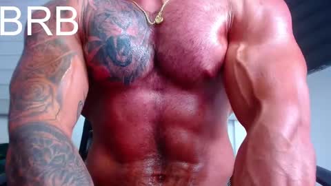 andrew_holden__ online show from February 26, 2:30 am