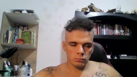 andrew_jaay online show from November 6, 2:36 am