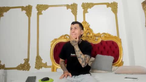 andrew_sanders69 online show from January 12, 7:32 pm