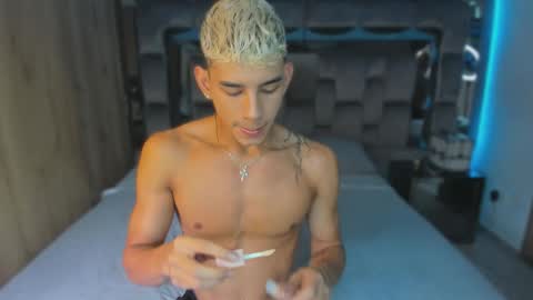 Andrew M. online show from January 15, 2:48 pm