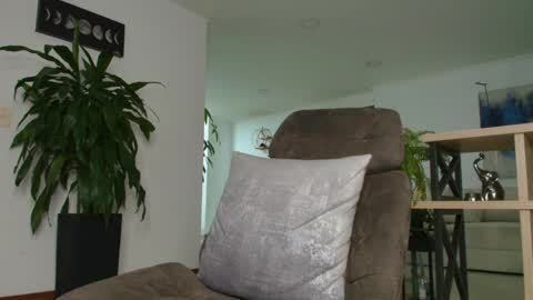 ANDREW WEST online show from March 12, 12:36 am