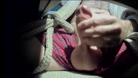 andrewkam1 online show from December 14, 1:50 pm