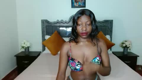 Snapshot of andrienna chatting on September 18, 5:22 am Anna online show from September 18, 5:22 am