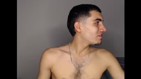 andriuhot066 online show from December 28, 3:58 am