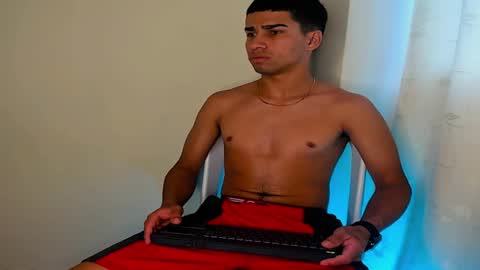 Andy online show from January 3, 3:44 pm