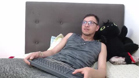 ANDY online show from December 5, 4:01 am