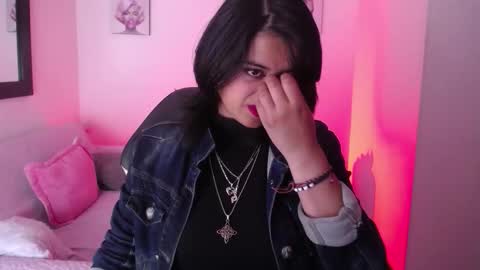 andy_eagleton_20 online show from November 19, 3:06 am