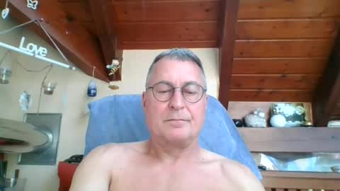 andybayern online show from July 18, 8:16 am