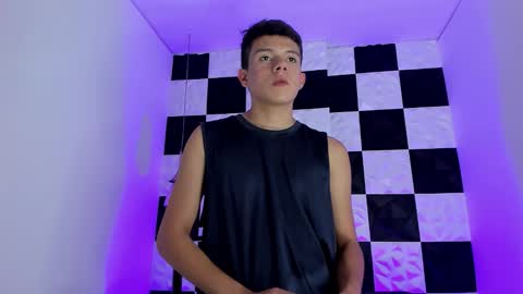 andyfame11 online show from October 13, 6:54 pm