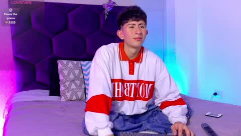 andyjustgame  online show from April 4, 4:19 am