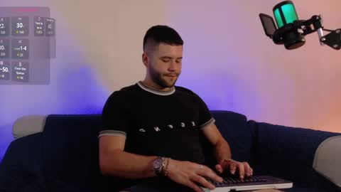 Andy online show from April 8, 8:56 pm