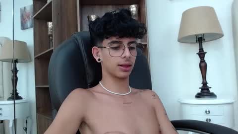 andyxibrat online show from March 11, 11:08 pm