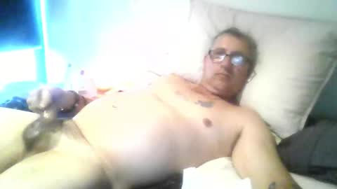 andyyyyyy35 online show from September 9, 10:54 pm