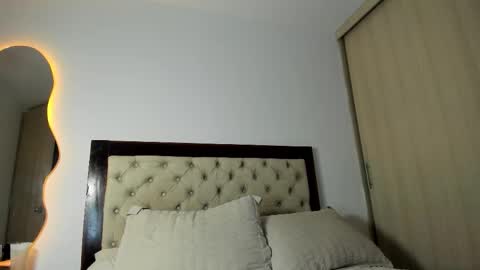          online show from March 20, 5:12 am