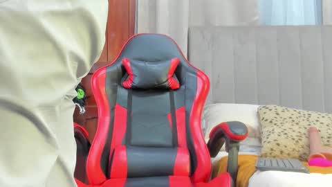 Angel online show from October 23, 3:30 am