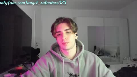 Angel online show from November 16, 8:00 pm