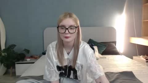 Angela online show from June 21, 6:20 am