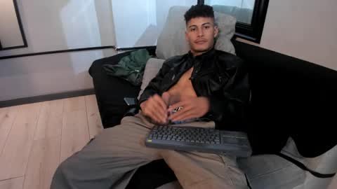 Angel  online show from April 23, 12:29 pm