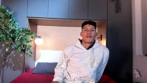 Angel  online show from April 9, 12:22 pm