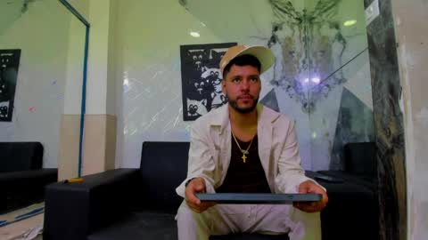 angel_villareal_ online show from March 28, 12:28 pm