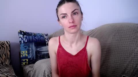 Snapshot of angel_zoe77 chatting on October 10, 9:26 am Zoe online show from October 10, 9:26 am