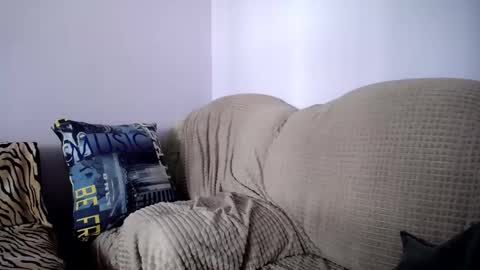 Snapshot of angel_zoe77 chatting on September 12, 8:38 am Zoe online show from September 12, 8:38 am