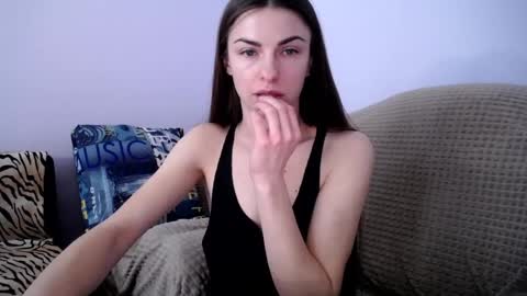 Snapshot of angel_zoe77 chatting on February 6, 12:04 pm Zoe online show from February 6, 12:04 pm