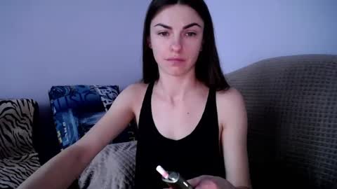Snapshot of angel_zoe77 chatting on February 5, 1:22 pm Zoe online show from February 5, 1:22 pm