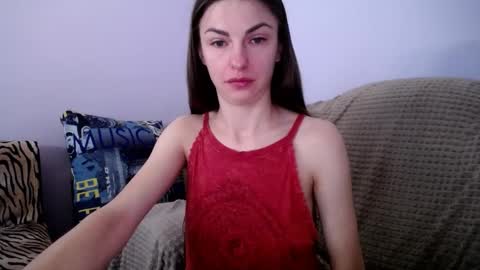Snapshot of angel_zoe77 chatting on October 9, 9:15 am Zoe online show from October 9, 9:15 am