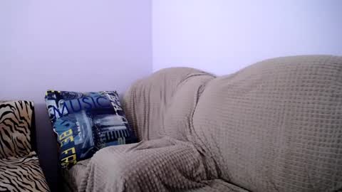 Snapshot of angel_zoe77 chatting on January 29, 11:41 am Zoe online show from January 29, 11:41 am