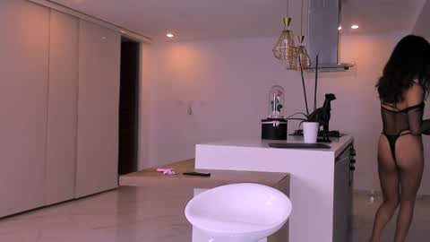 Angela Bonetti online show from February 27, 4:16 am