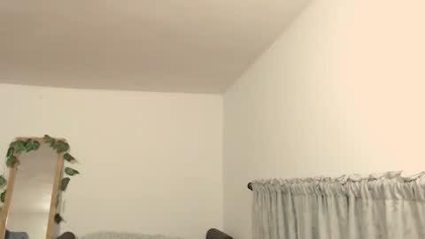 angela online show from July 23, 11:24 pm