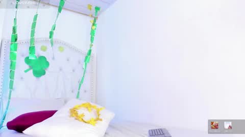 angela_garciaa online show from March 14, 8:57 pm