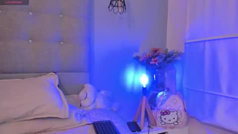 Angela online show from December 13, 9:13 am
