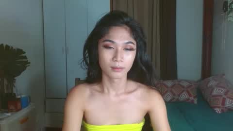 angela online show from January 31, 10:10 pm