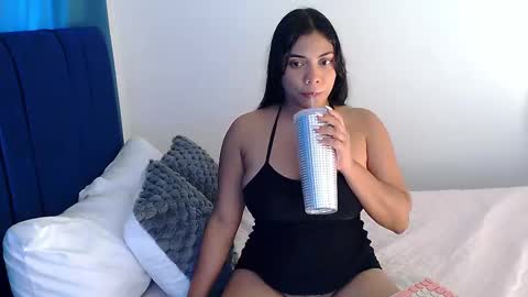 Snapshot of angela_santana_ chatting on March 9, 1:37 pm Angela online show from March 9, 1:37 pm