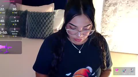 Snapshot of angela_santana_ chatting on October 17, 1:09 am Angela online show from October 17, 1:09 am