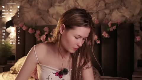 Mary online show from June 4, 2:34 pm