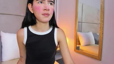 angelag_ online show from November 26, 8:49 pm