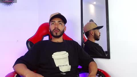 Angel online show from February 1, 2:58 pm