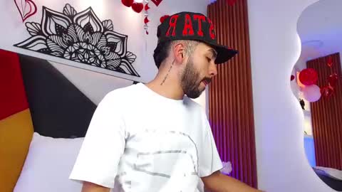 Angel online show from February 18, 3:50 am