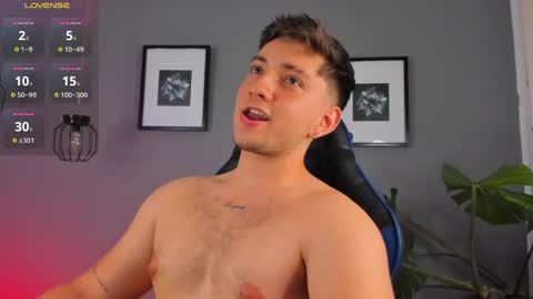 angelbell19 online show from December 24, 9:11 pm