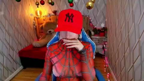 Angel online show from December 18, 1:06 pm