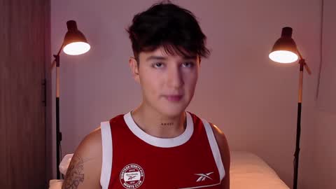 Angel online show from February 4, 1:02 am