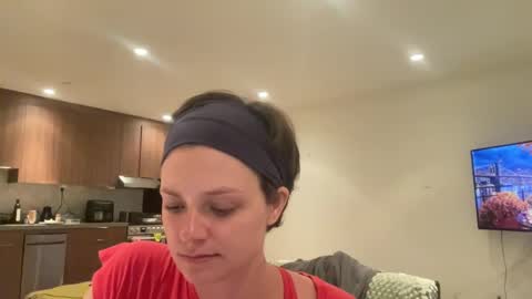 angeleleven11 online show from September 21, 3:10 am