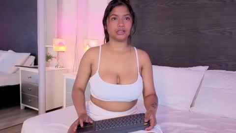 Angelica bss online show from September 22, 1:15 pm