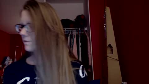 AngelicAngel online show from October 6, 6:42 am